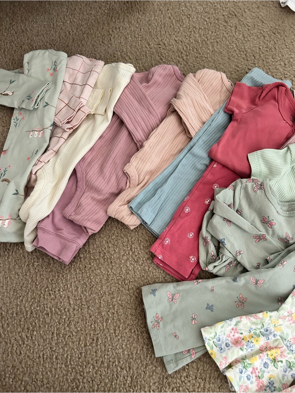 12M Baby Girl Clothes Bundle - Picture 3 of 4